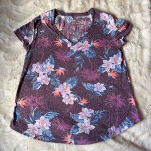 2/$40 Aero Seriously Soft Perfect V Short Sleeve T-shirt Floral Ladies Size M